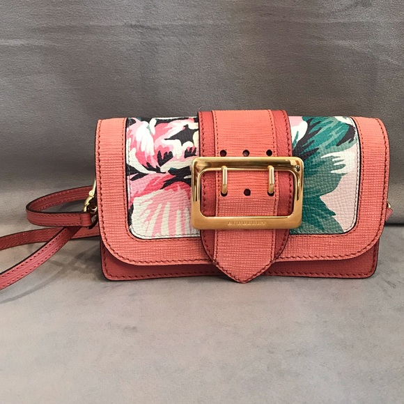 🍥SOLD🍥 Burberry Small Buckle Bag Peony Rose - Picture 6 of 11